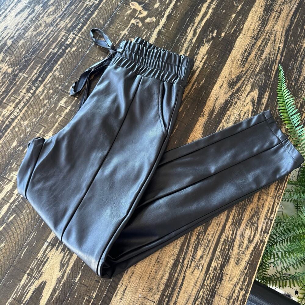 Faux Leather High-Waisted Straight-Leg Pants – Size Medium